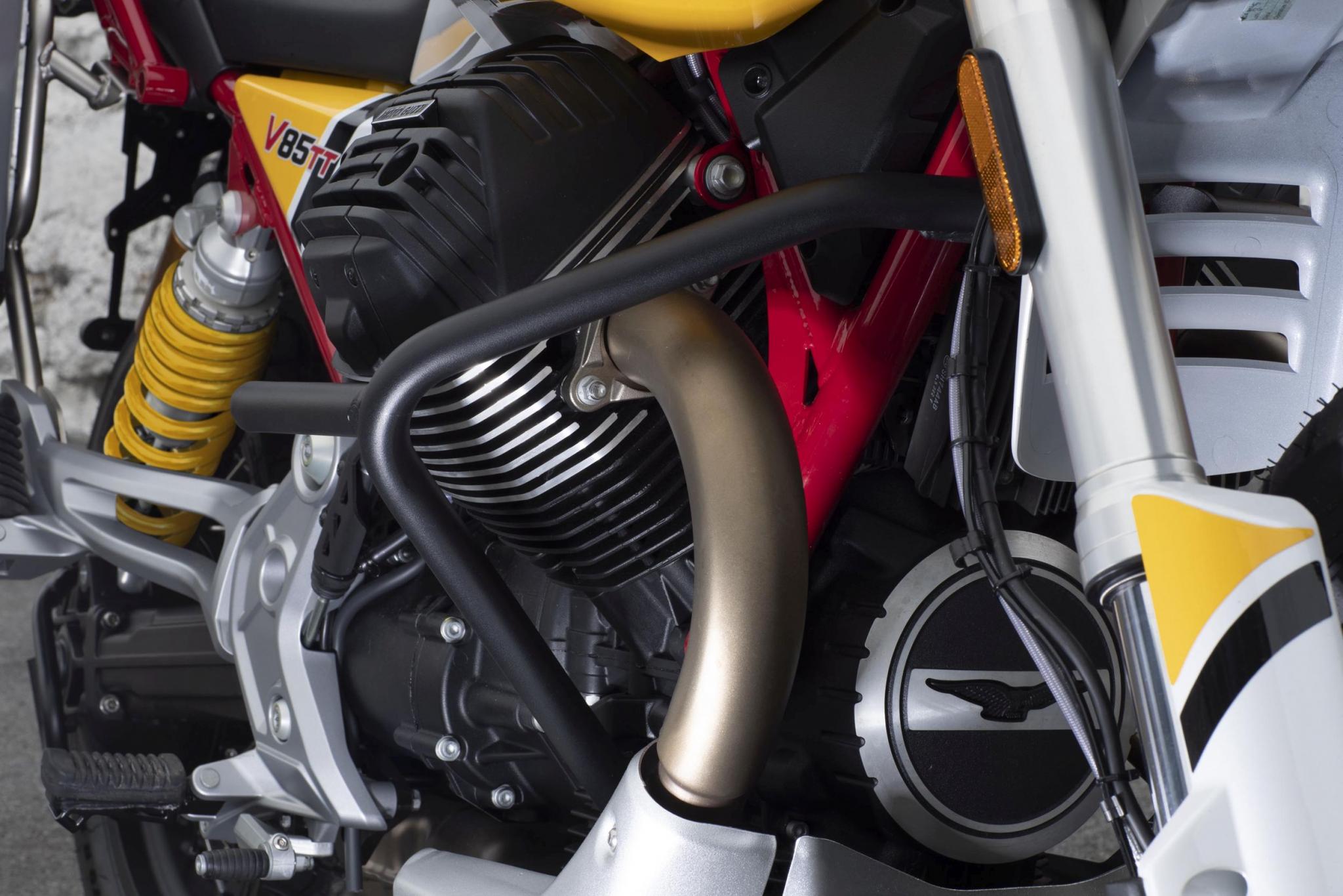 Protector de motor original, negro para Moto Guzzi V85 TT