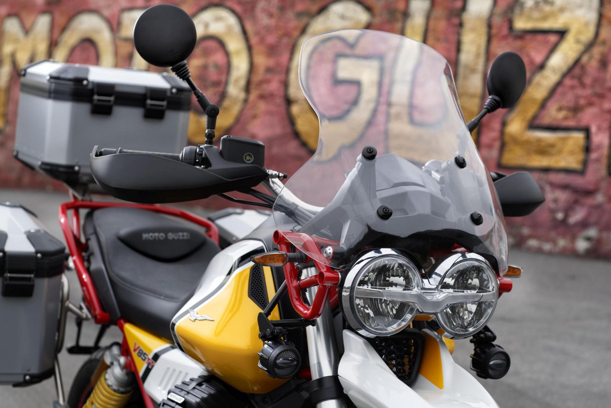 Parabrisas original Touring para Moto Guzzi V85 TT