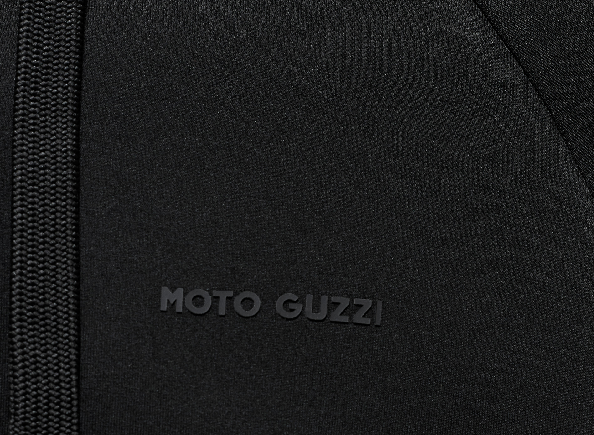 Sudadera con capucha unisex "Moto Guzzi Essential" negra